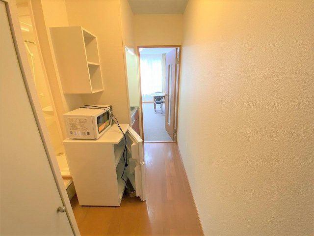 レオパレスブランネージュの玄関|設備・仕様は号室により異なる為、現況を優先致します。