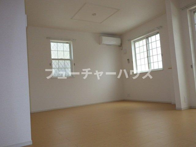プラナス　Ｂの居間・リビング|おしゃれな居間です