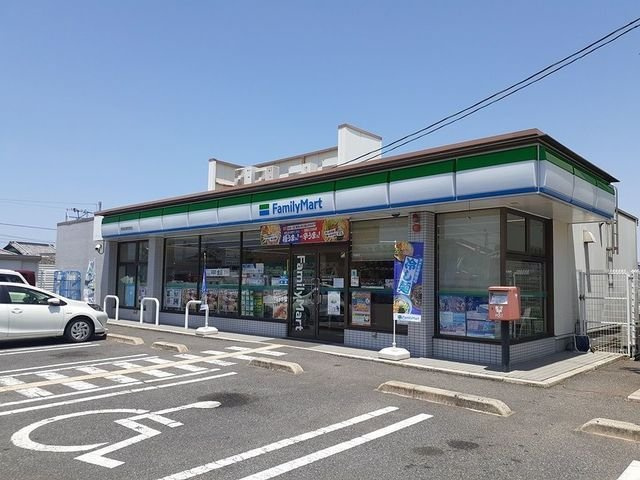 ル・グランパレの周辺|ファミリーマート様まで500m