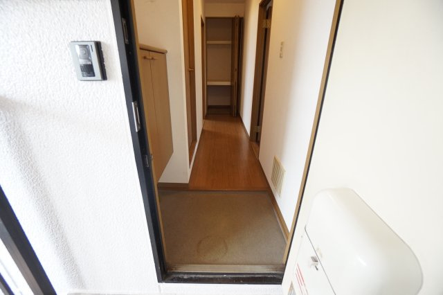 メゾンパークス　C棟の玄関