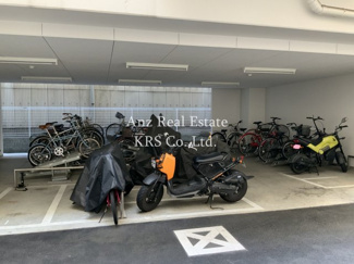 【その他】 | ザ・パーククロス阿波座 | 敷地内には便利なバイク置場があります！ 