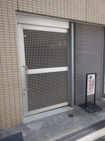 東日本橋デュープレックスポーションの駐輪場