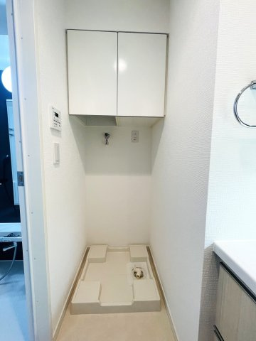 新宿山吹アインスタワーのランドリースペース