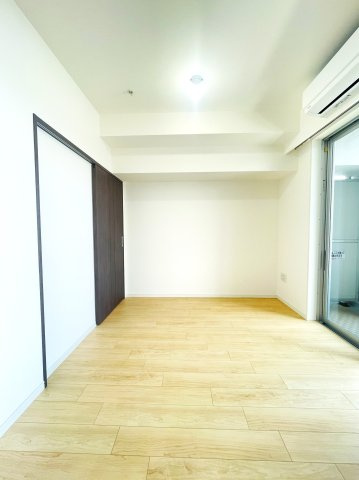新宿山吹アインスタワーの洋室