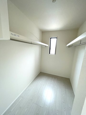 岡山市中区関　戸建ての洋室|2階洋室です。