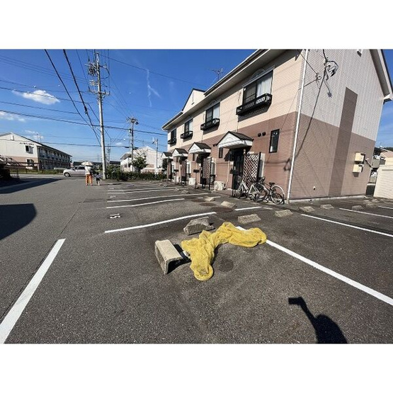 【駐車場】 | ピースフルタウンA