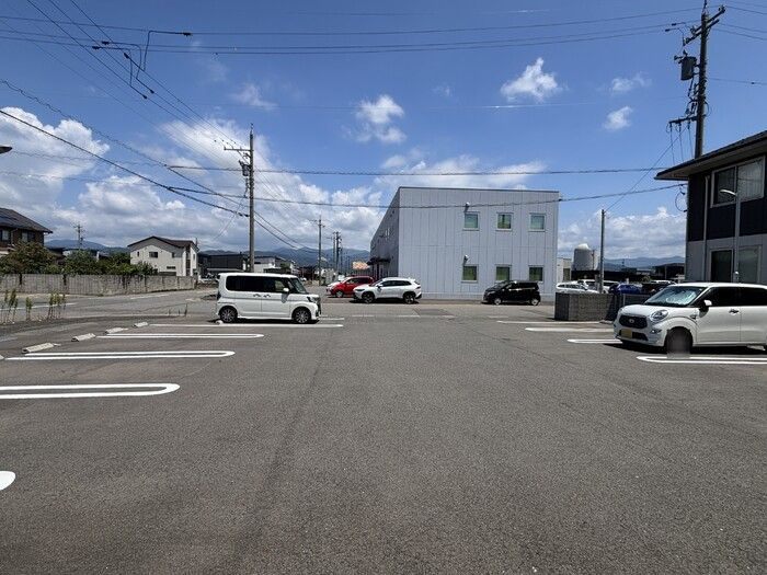 フィーカの駐車場