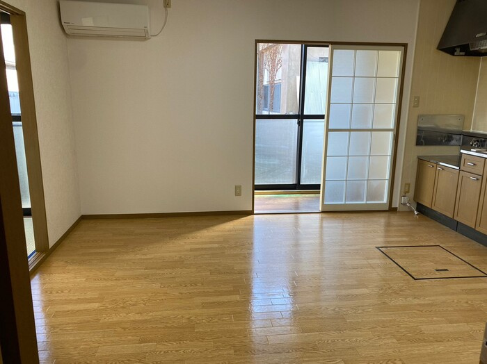 メゾンパークス　C棟の居間・リビング