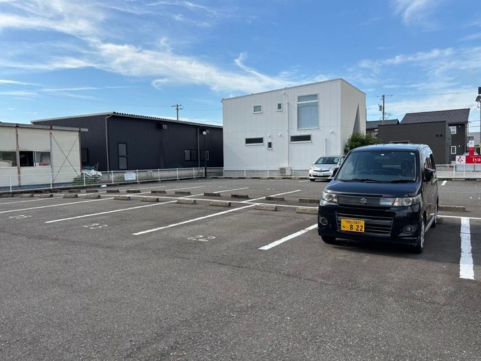 プルミエヴィラの駐車場