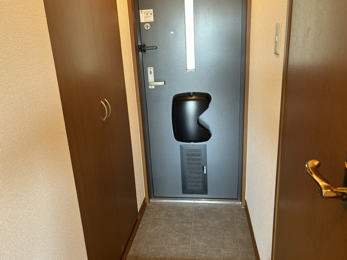 コンフォートヴィレッジ　Ａの玄関