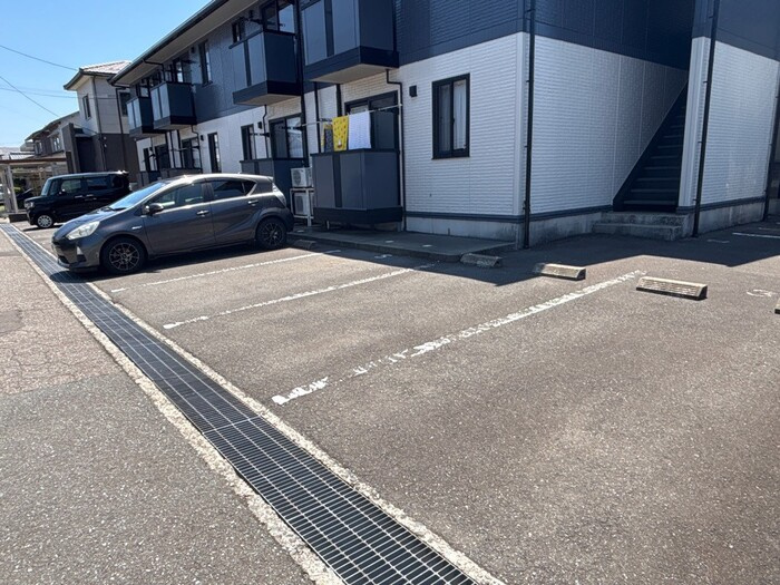 運動公園ハイツの駐車場