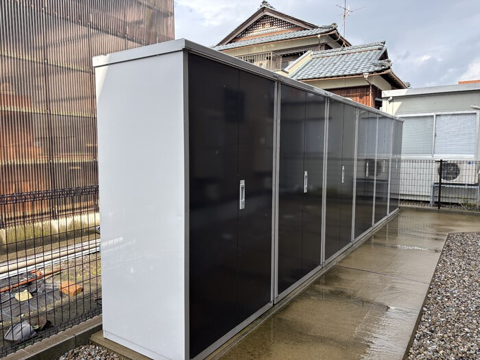 アムール　シェノン