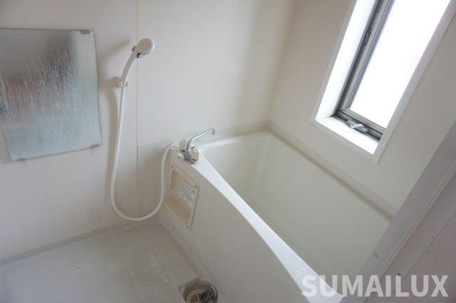熊本市西区田崎１丁目のアパートの浴室