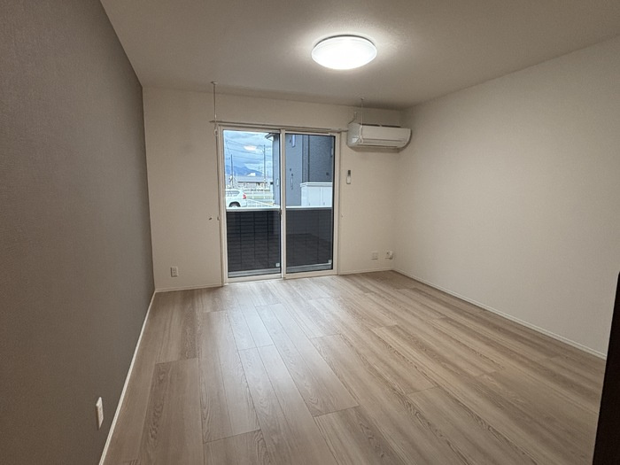 D-Residence上野本町の居間・リビング