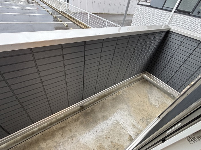 D-Residence上野本町のバルコニー