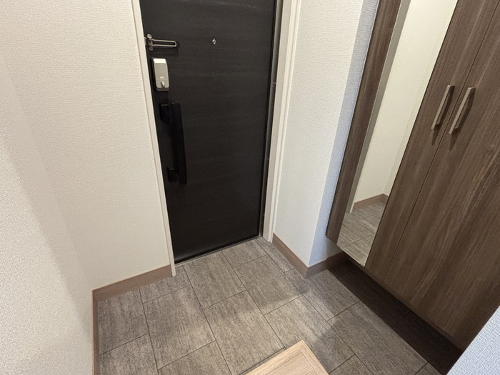 D-Residence上野本町の玄関