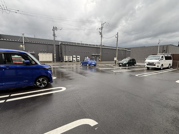 D-Residence上野本町の駐車場