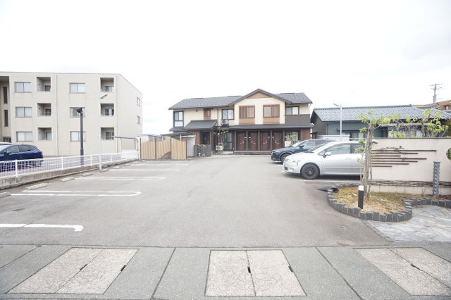 ＭＩＹＡＢＩの駐車場