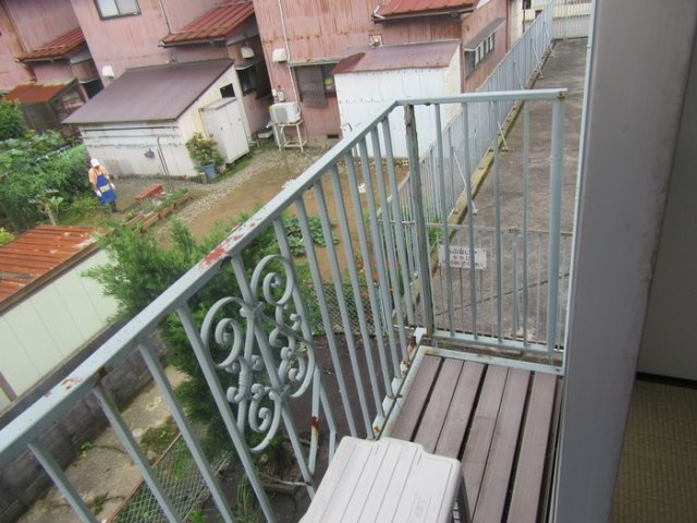 ハイツ水越　Aのバルコニー