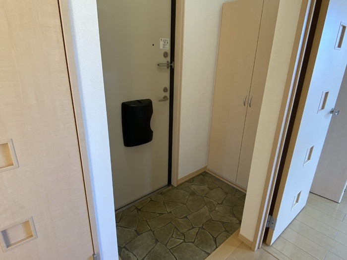 カルナ みたかの玄関