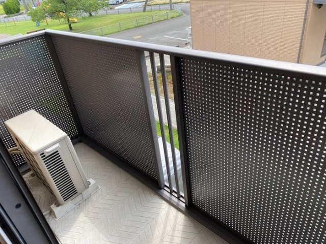 コンフォートヴィレッジ　Ｂのバルコニー