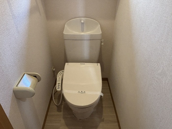 リースランドネオス春日壱番館　Ａのトイレ