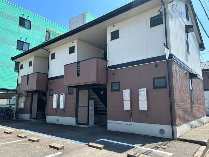 ロイヤルファミールⅡ　Aの外観