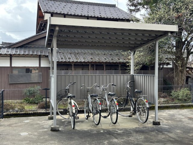 シャンテ中荒井　Ｂ