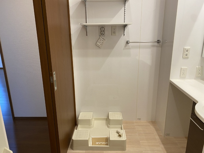 ウエストゥランタン　A棟