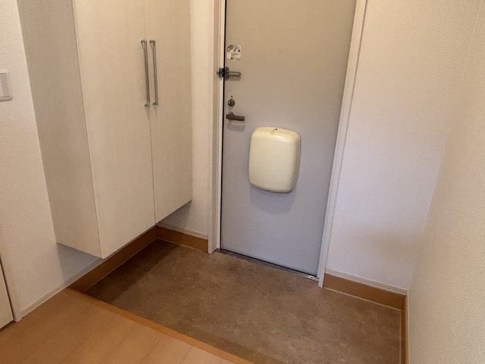 コリントス福　Aの玄関