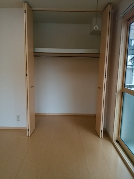 リビングタウン二の宮　Ａの収納