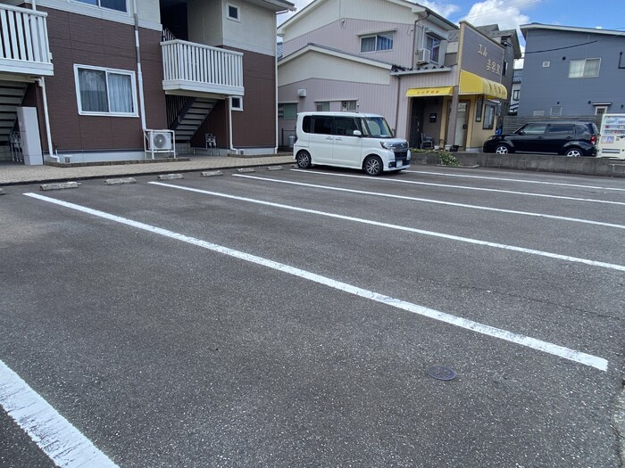 カーサ・ビアンカの駐車場