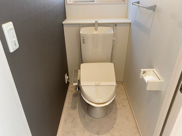 高木町M貸家のトイレ