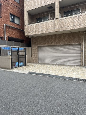 【駐車場】 | 六甲壱番館