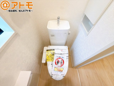 【トイレ】 | 清水区万世町第2　新築戸建　全1棟 | 毎日使うトイレだからこそ機能性を重視したいですよね！温水洗浄便座で快適な時間をお過ごしください♪