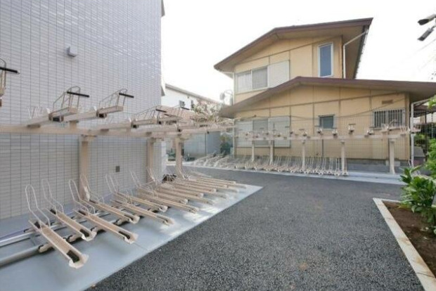 【駐車場】
