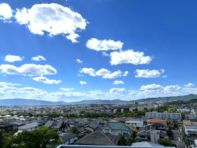 エスリード桃山台の展望|ルーフバルコニー西側、見晴らしが非常に良いです