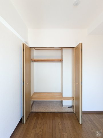 エスリード桃山台の収納|洋室１　各部屋収納スペース充実しています