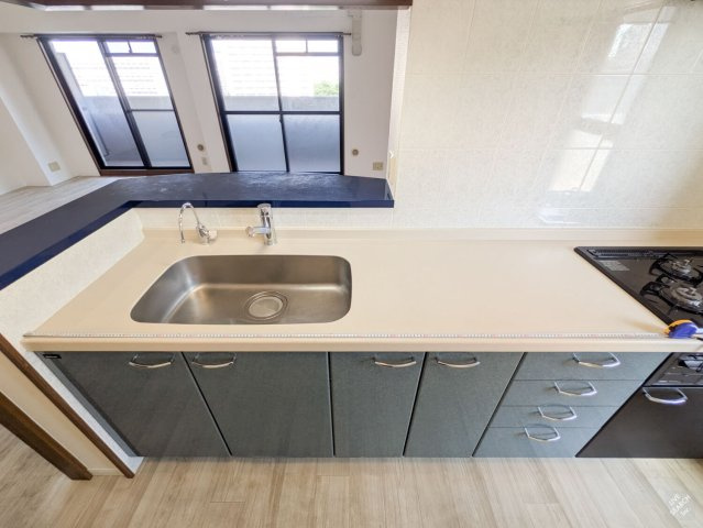 エスリード桃山台のキッチン|W2700　浄水器付き