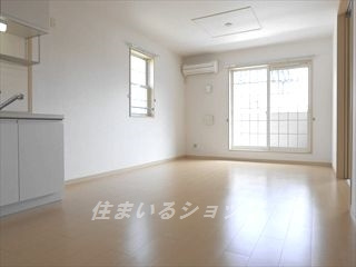 セイシャルＬの居間・リビング|エアコン付き