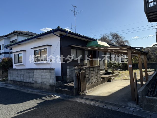 飯塚市伊岐須の一戸建ての駐車場
