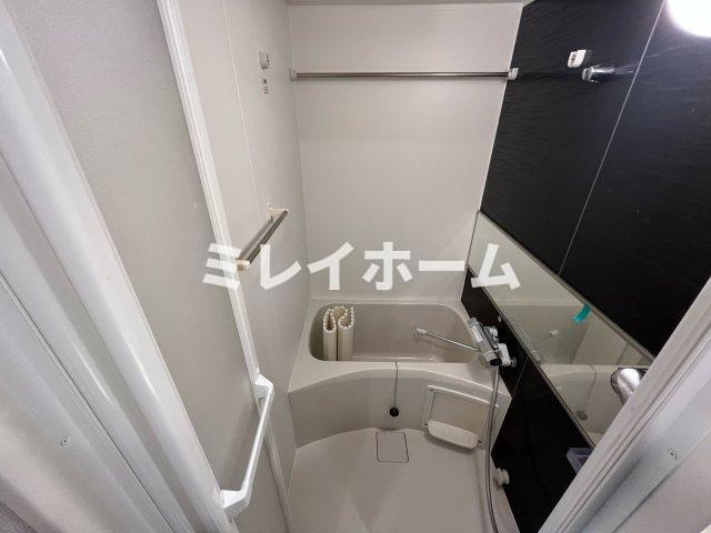 ルネサンスコート蒲田の浴室|同建物内、別のお部屋の参考写真になります。