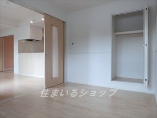 ティ・シュティルⅤのその他