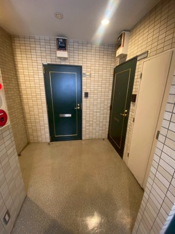 【玄関】