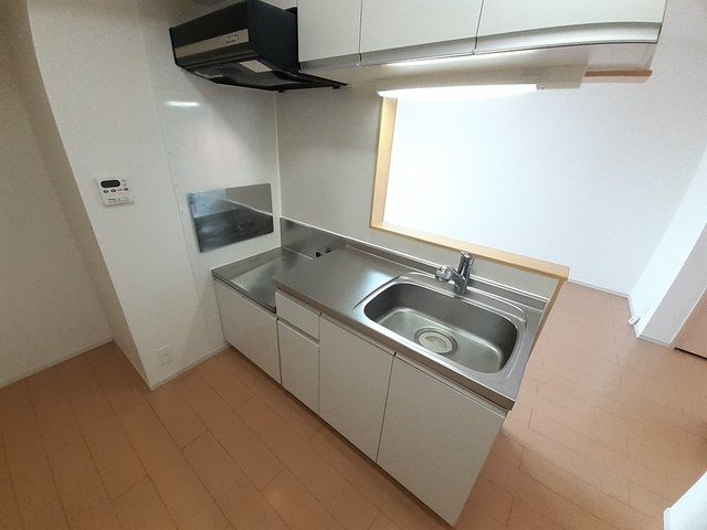 エムズ　サニーガーデンⅥのキッチン|キッチンでお料理をお楽しみください
