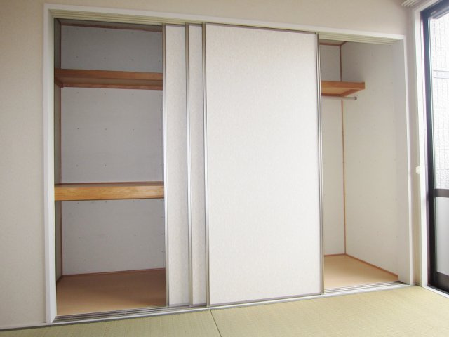 ビューヒルズ若野Aの収納