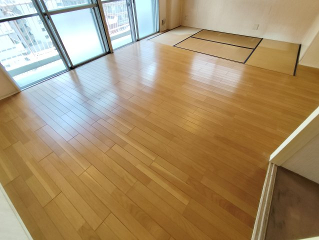 辰巳橋マンションの居間・リビング