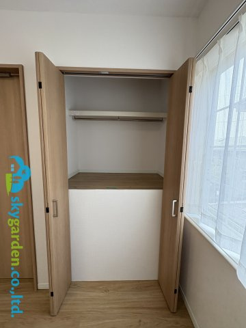 鎌倉市七里ガ浜東５丁目　中古戸建の収納|便利な収納スペースです