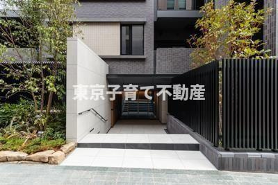 パークホームズ文京小石川ヒルテラスのエントランス