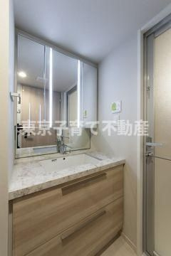 パークホームズ文京小石川ヒルテラスの独立洗面台